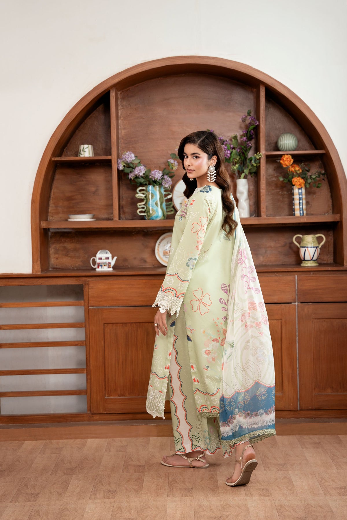Gul-e-Noor CS -06-B