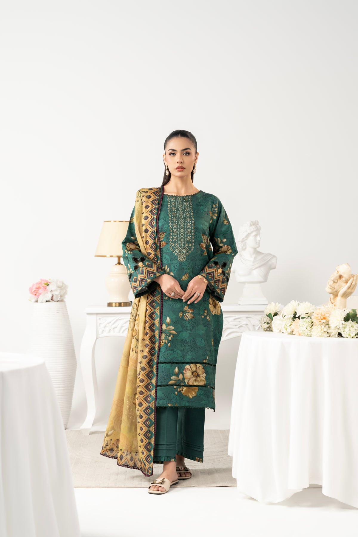 Catherine SE - 04 | 3 PC PRINTED