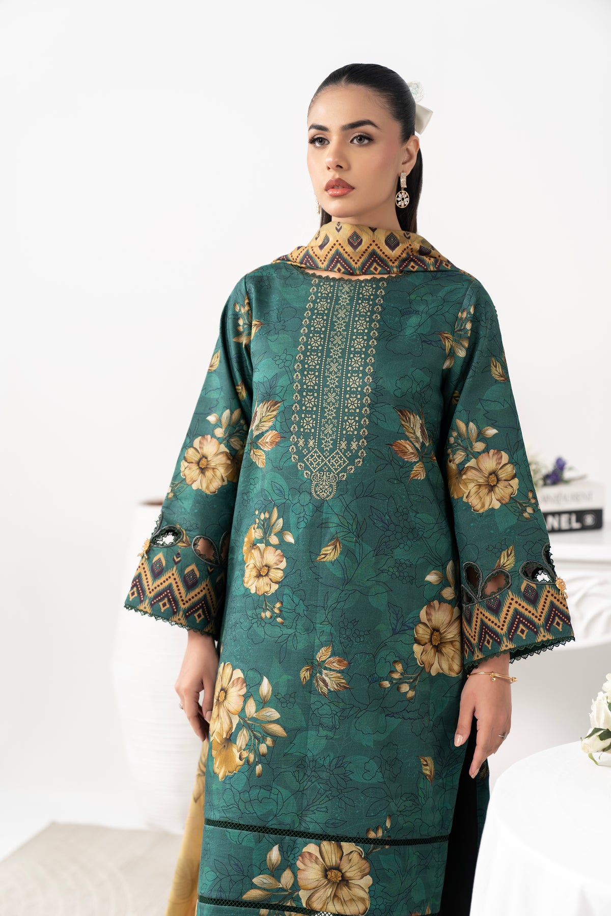 Catherine SE - 04 | 3 PC PRINTED