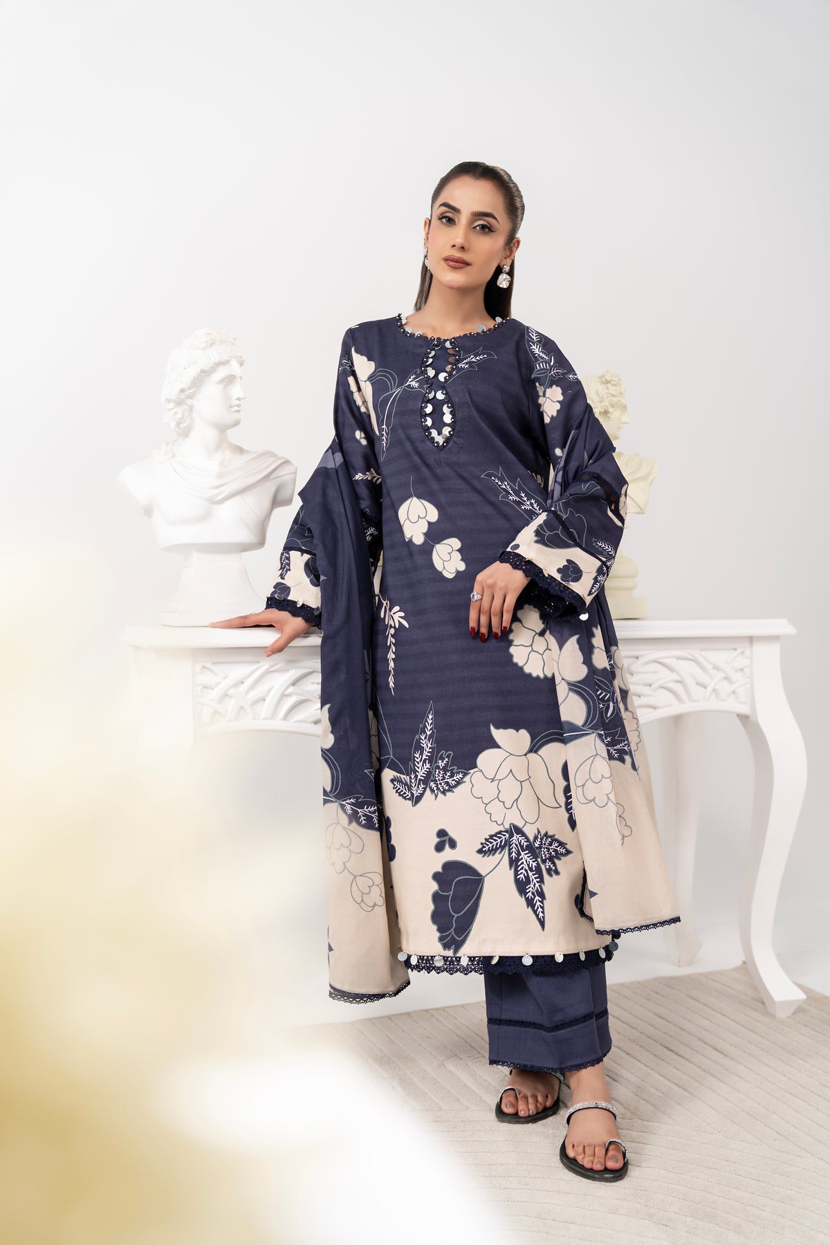 Louise SE - 07 | 3 PC PRINTED