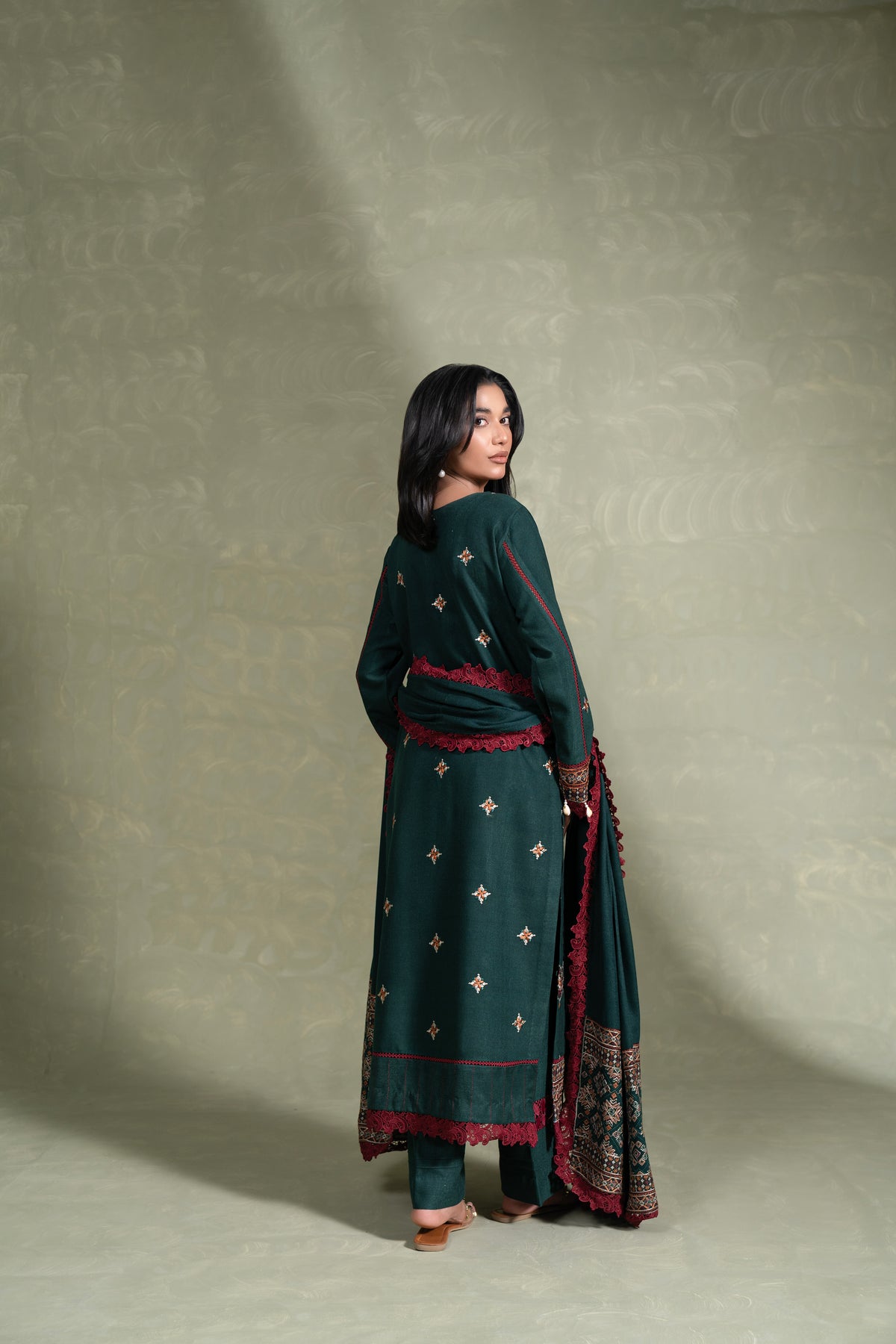 Vanessa WS-04| 3 PC EMBROIDERED